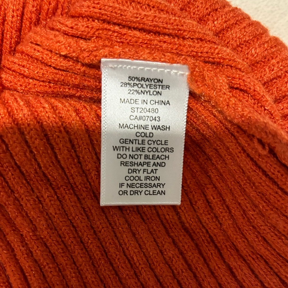 NWT | Halter Neck Tank - Picture 2 of 5